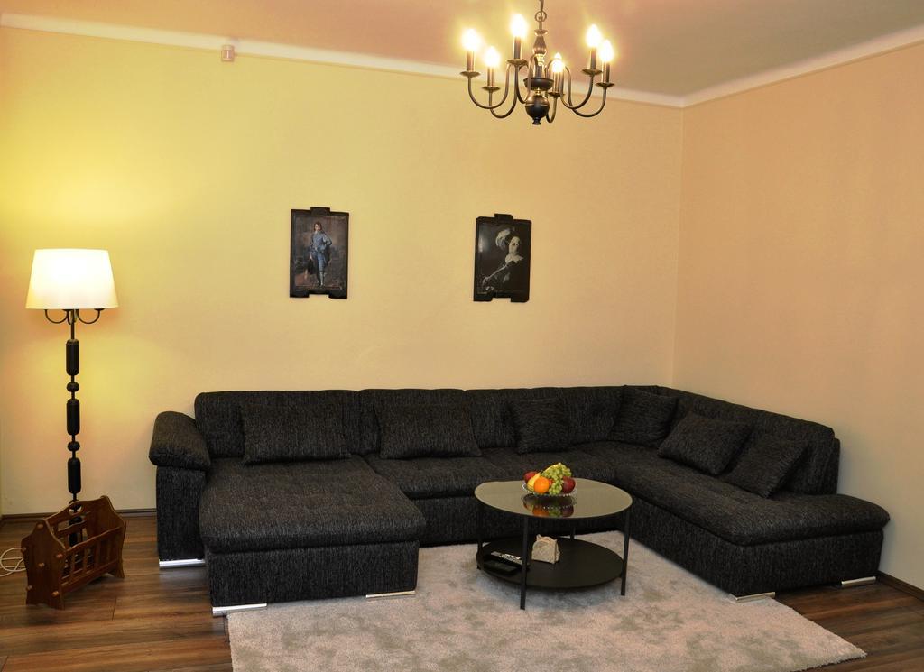 Atmospheric Quiet Apartment Prague Luaran gambar